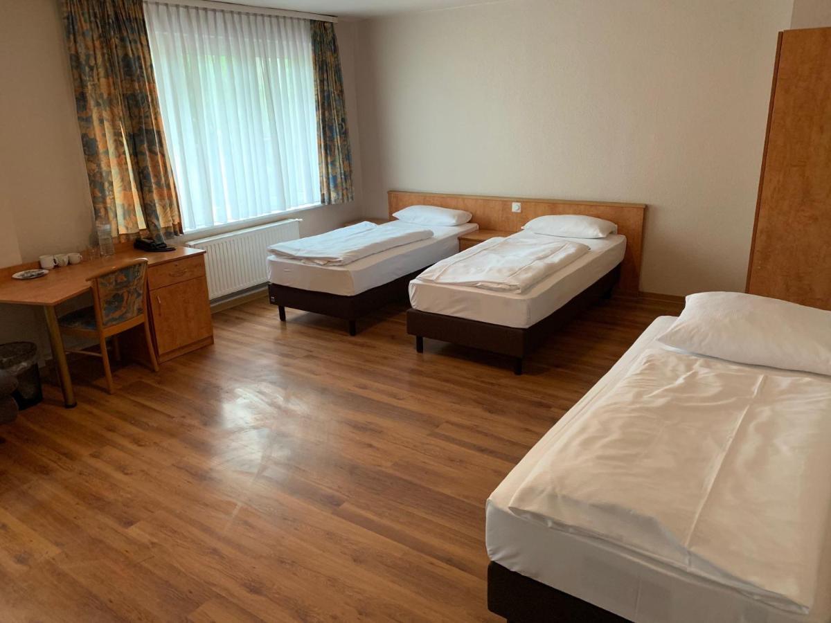 Hotel Am Kurfuerstenplatz - Messe Φραγκφούρτη Εξωτερικό φωτογραφία