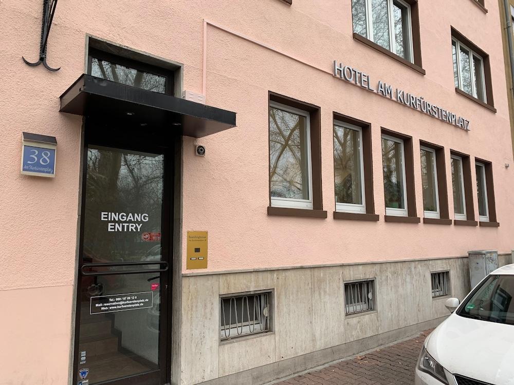 Hotel Am Kurfuerstenplatz - Messe Φραγκφούρτη Εξωτερικό φωτογραφία
